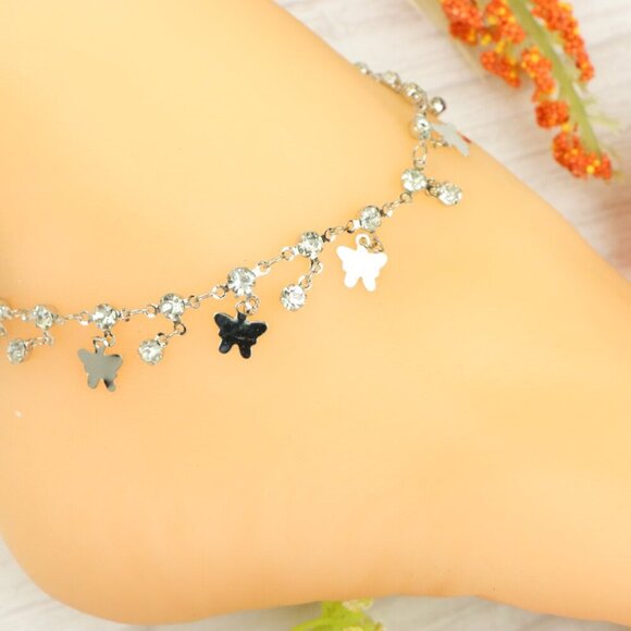 "Handmade Anklet – Elegant & Delicate Jewelry for Women | UNVRC1286 - Picture 3 of 10